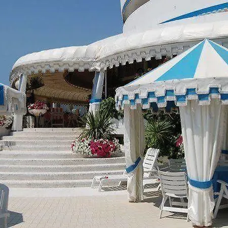 Corallo Hotell 4*