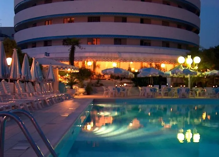 Ξενοδοχείο Corallo 4*