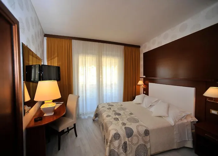 Corallo 4* Μπιμπιόνε