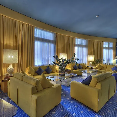 科拉罗酒店 酒店