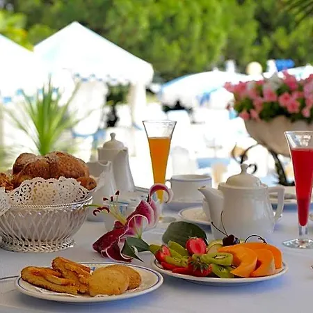 Corallo Hotel 4*