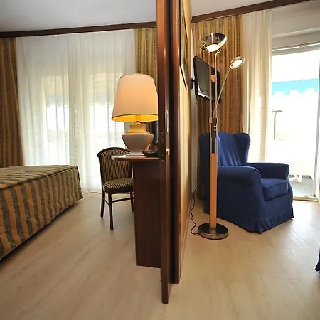 Corallo 4* ביביונה