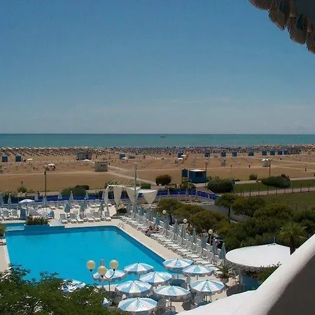 科拉罗酒店 比比翁