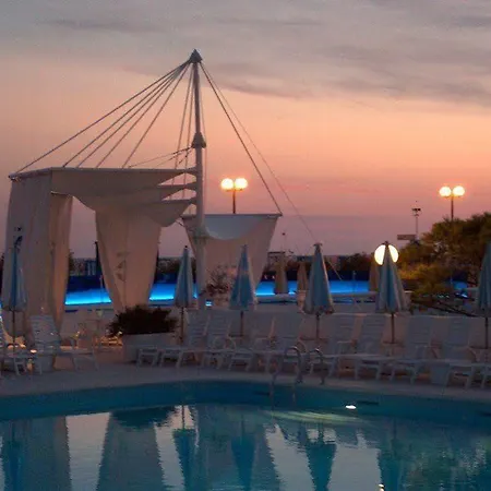 Hotel Corallo 4*